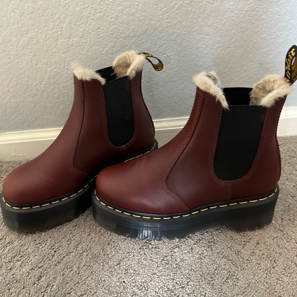 Red Dr. Martens platform Chelsea boot. Women’s Size 6.